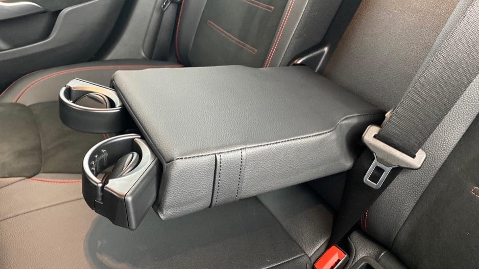 Rear Armrest/ Cup Holder