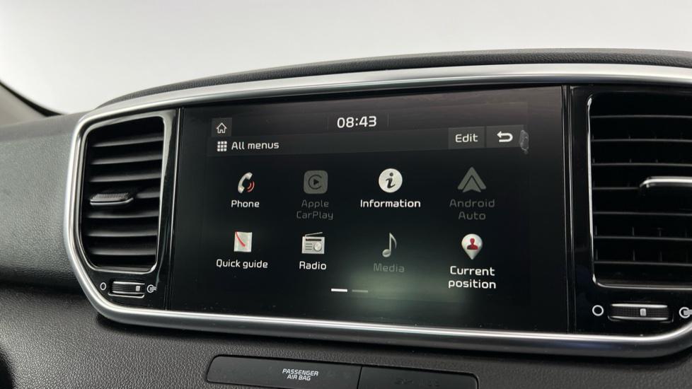 Apple Car Play & Android Auto