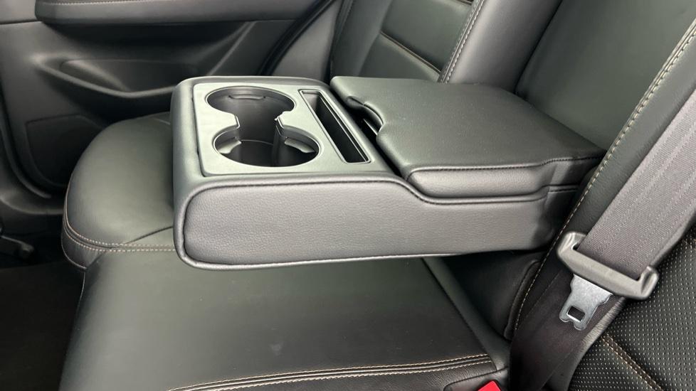 Rear Armrest/ Cup Holder