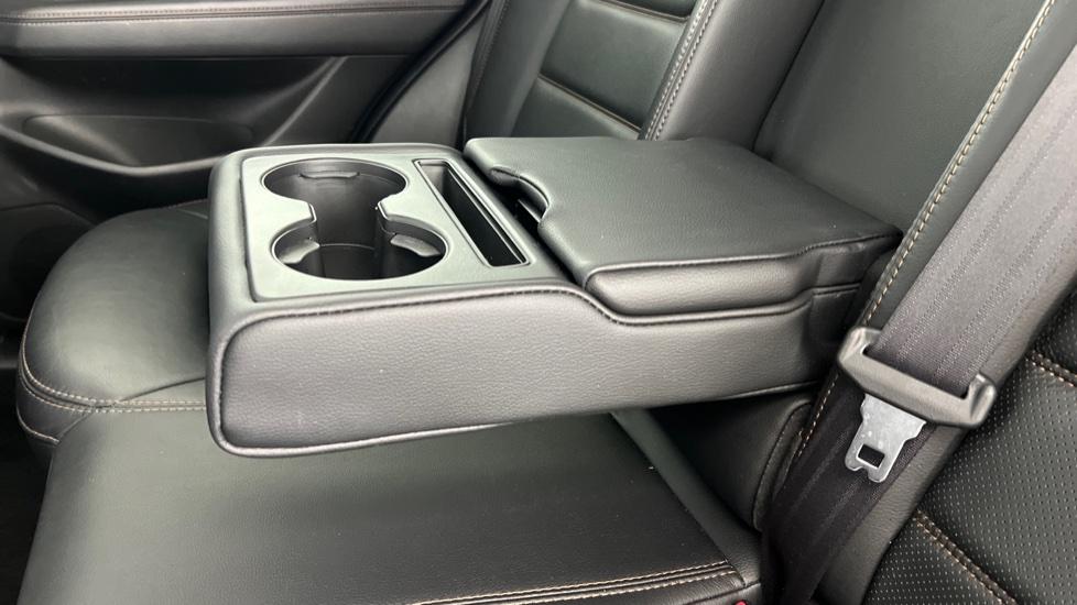 Rear Armrest/ Cup Holder