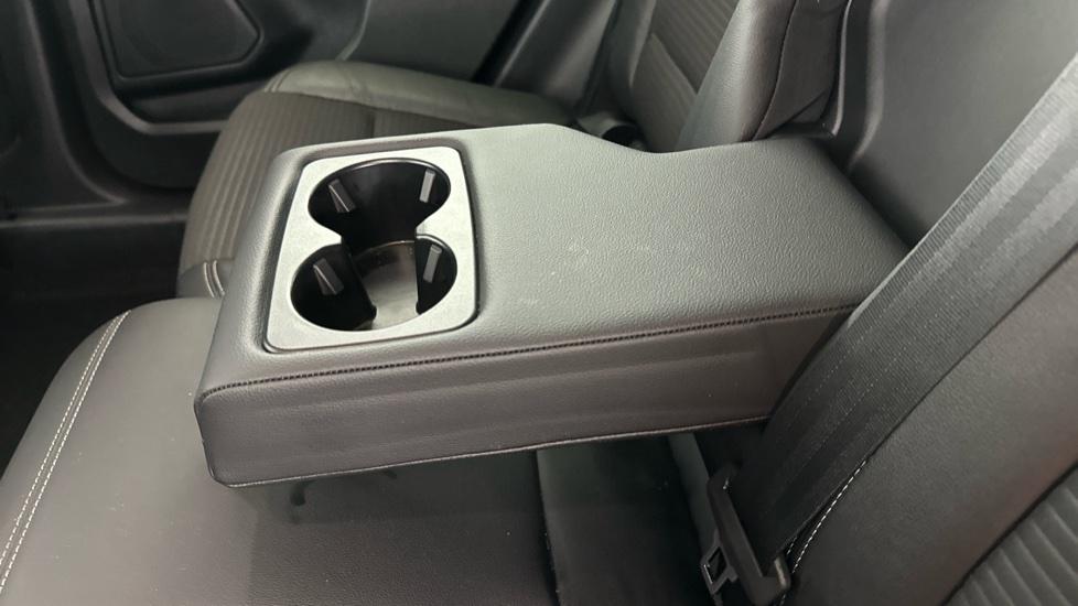 Rear Armrest/ Cup Holder