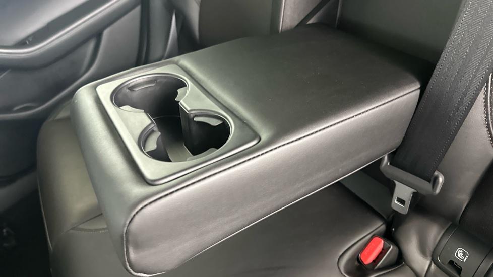 Rear Armrest/ Cup Holder