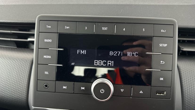 FM radio 