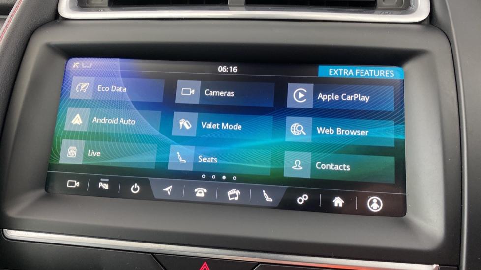 Apple CarPlay / Android Auto