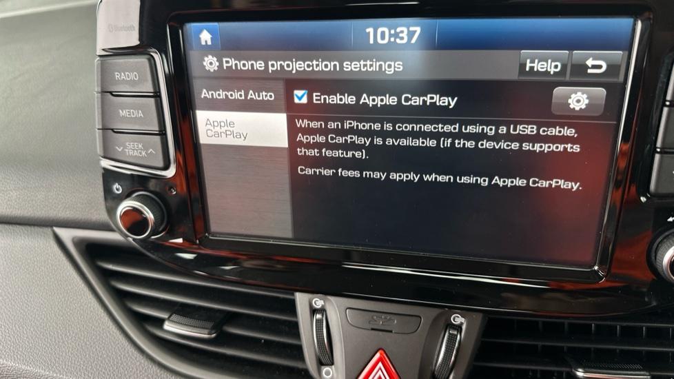 Apple Car Play