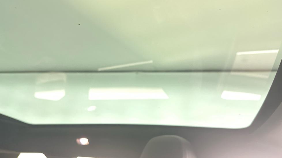 Panoramic sunroof 