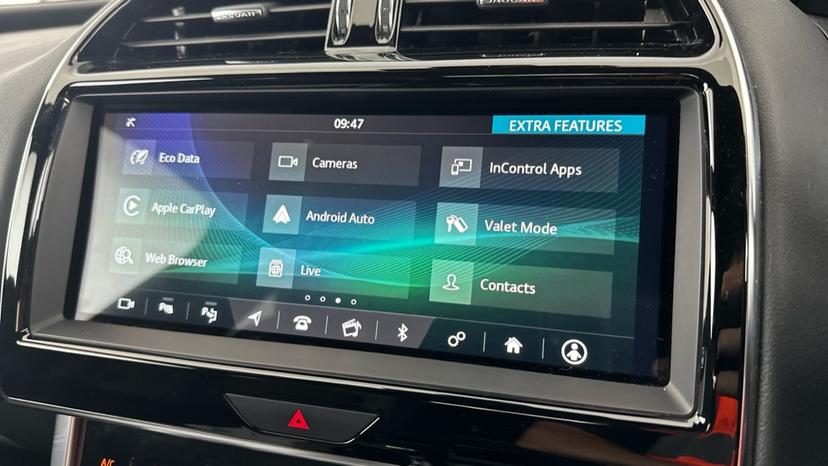 Apple Car Play & Android Auto