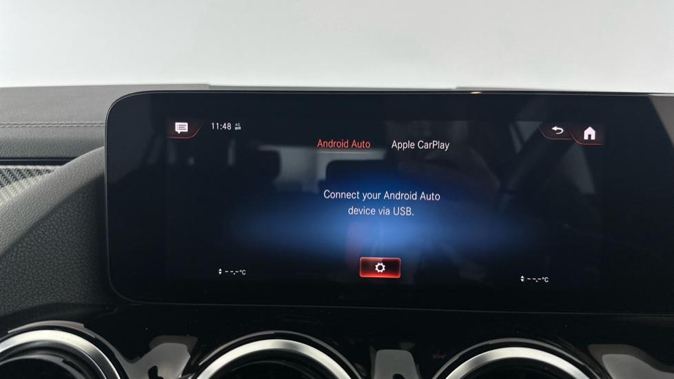 Apple Car Play