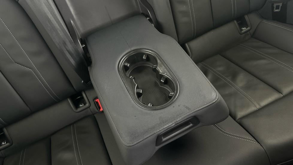 Rear Armrest/ Cup Holder