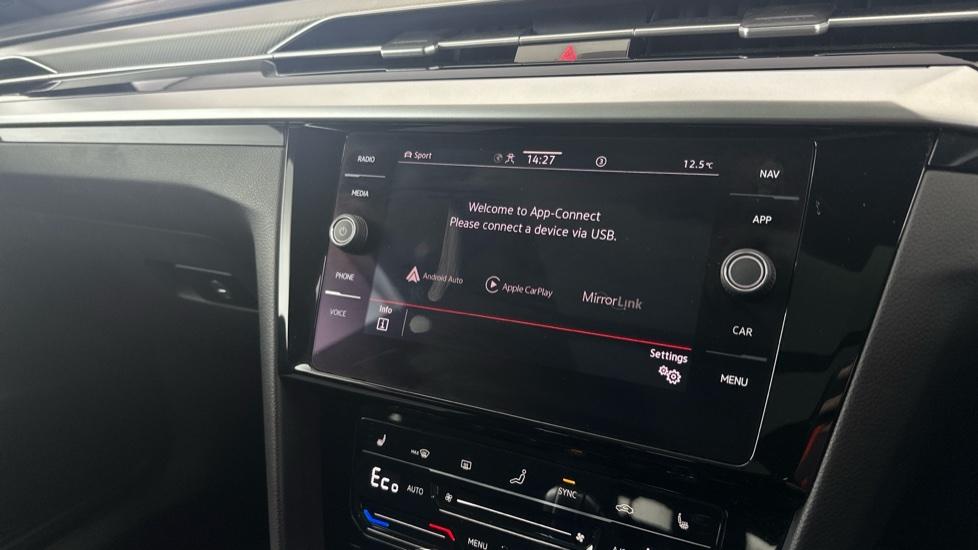 Apple Car Play & Android Auto