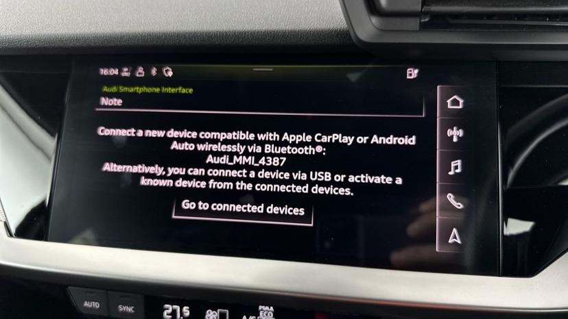 Apple Car Play & Android Auto