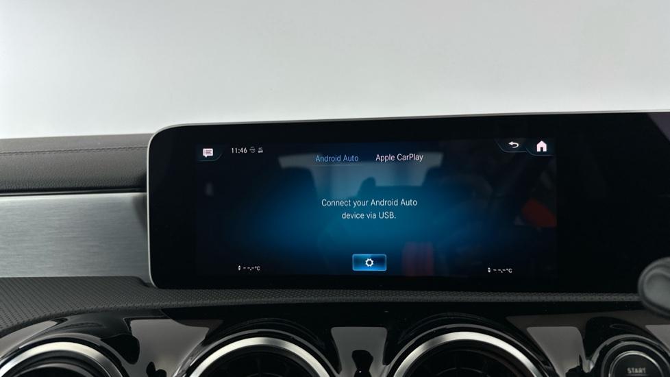 Apple Car Play