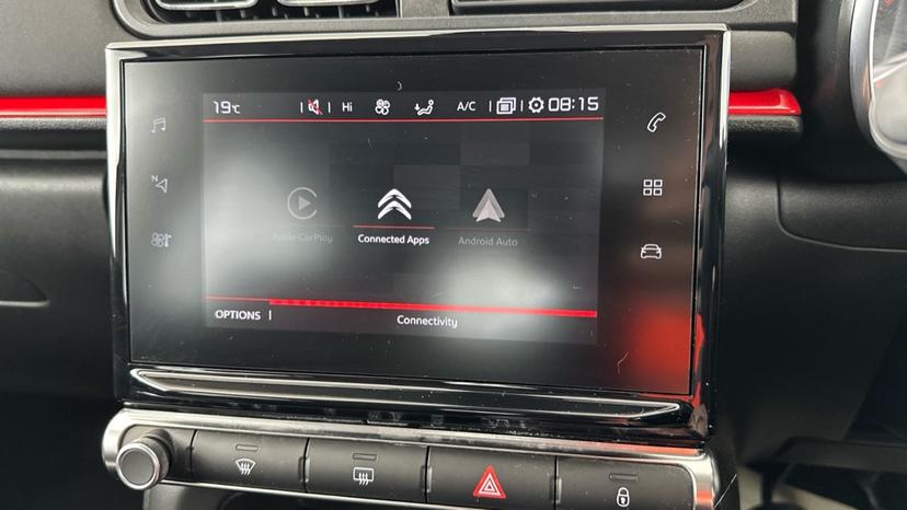 Apple CarPlay / Android Auto 