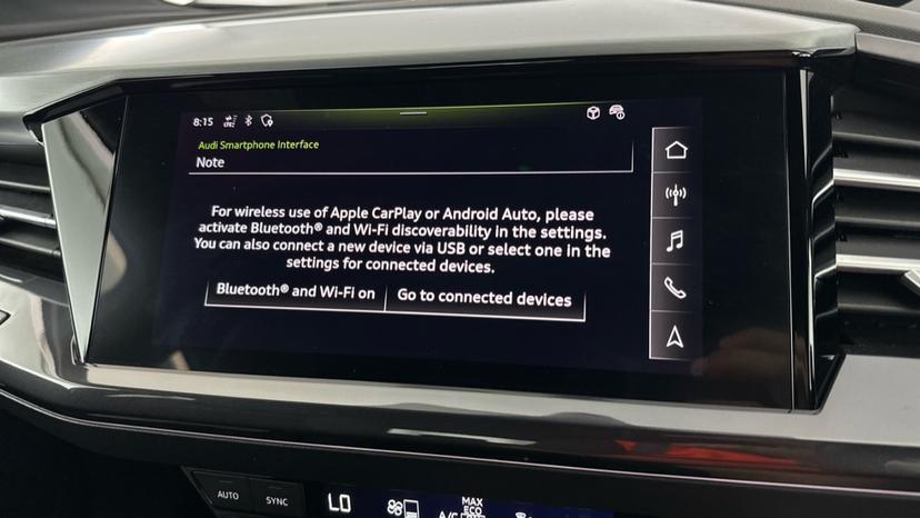 Apple Car Play & Android Auto