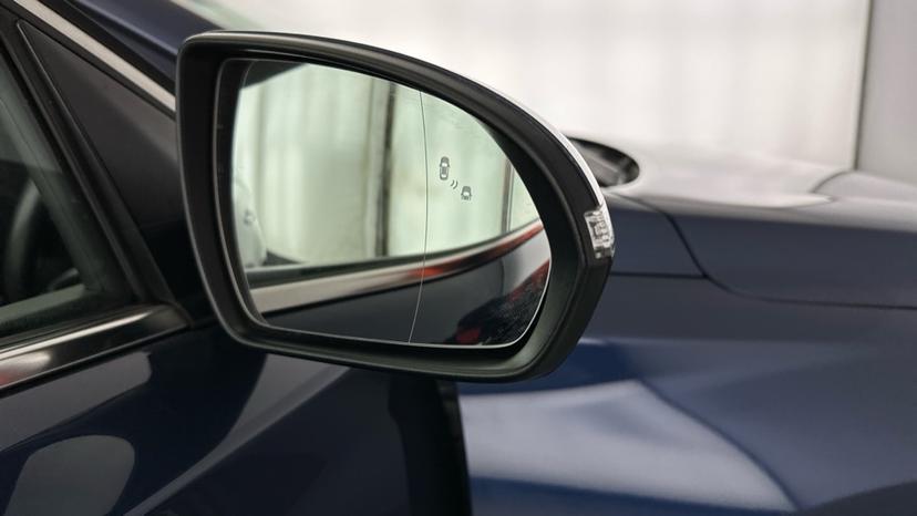 Blind spot monitoring system 