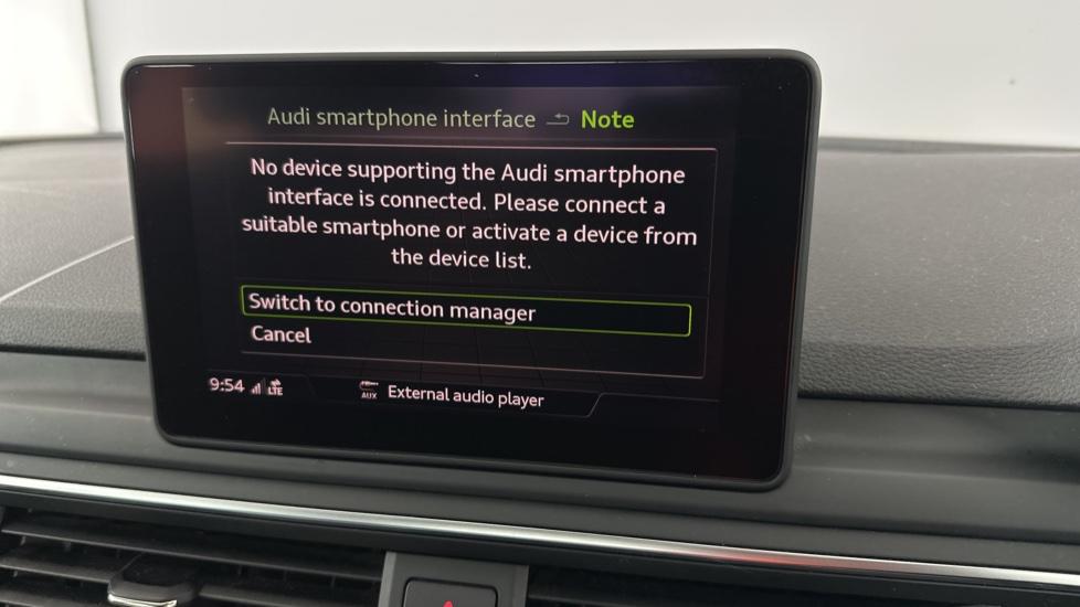 Apple CarPlay / Android Auto 