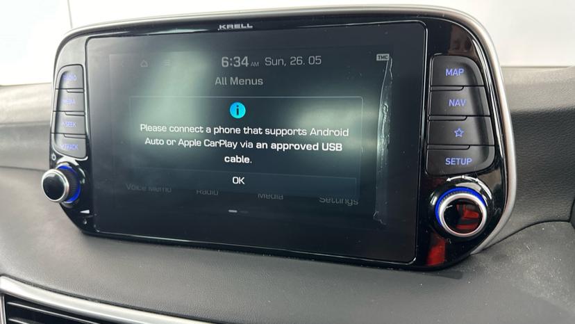 Apple Car Play & Android Auto