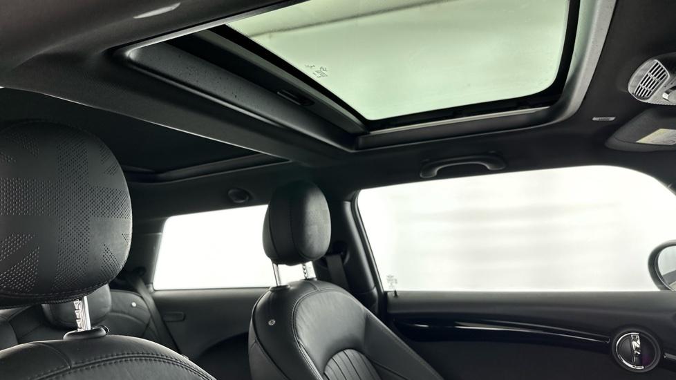 Panoramic Roof