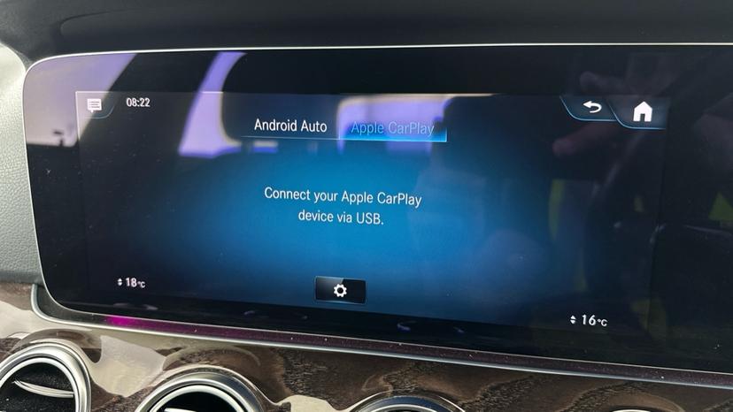 Apple Car Play