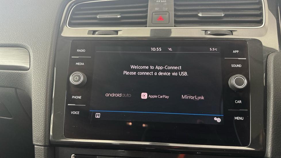 Apple Car Play