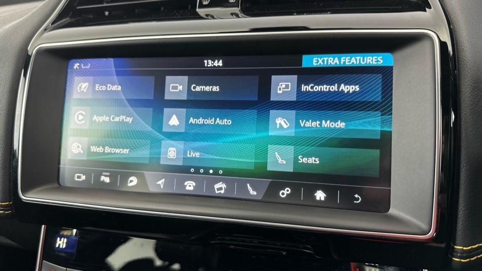 Apple CarPlay / Android Auto 