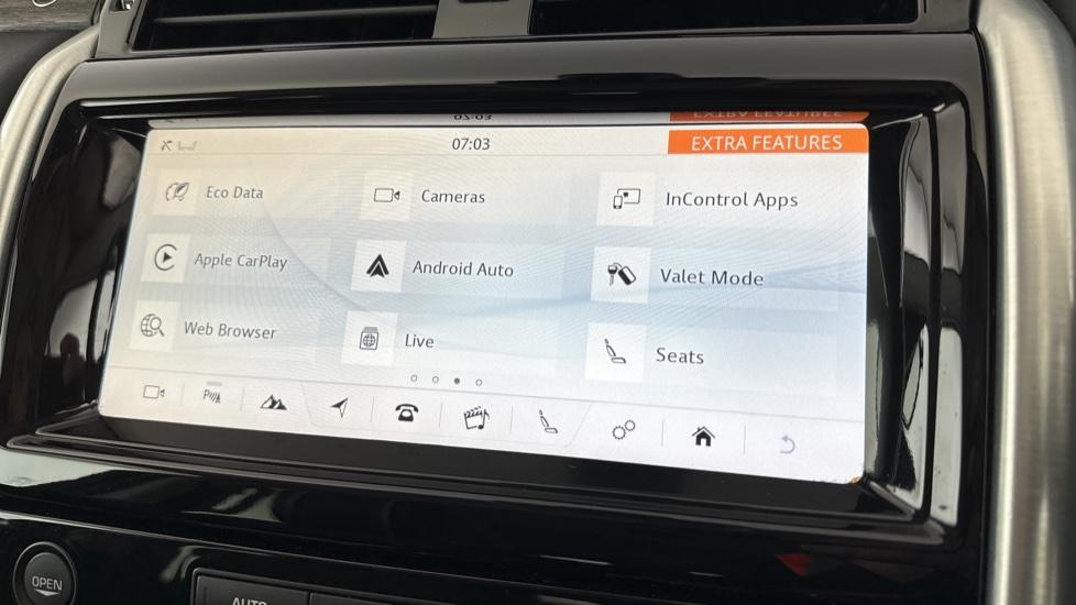 Apple CarPlay / Android Auto 