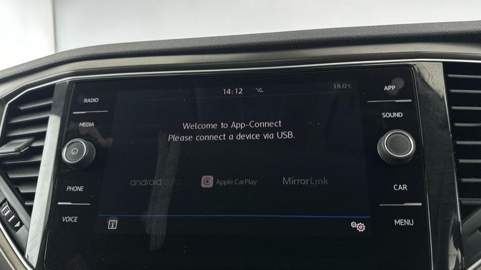 Apple Car Play