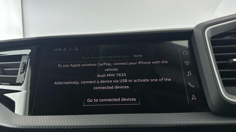 Apple Car Play