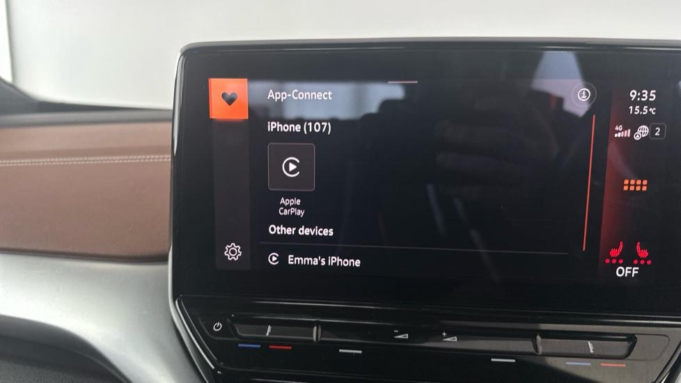 Apple Car Play