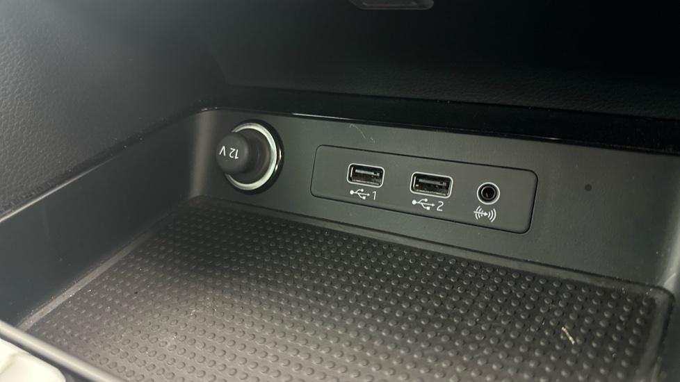 USB/Aux connection 