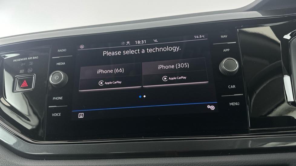 Apple Car Play