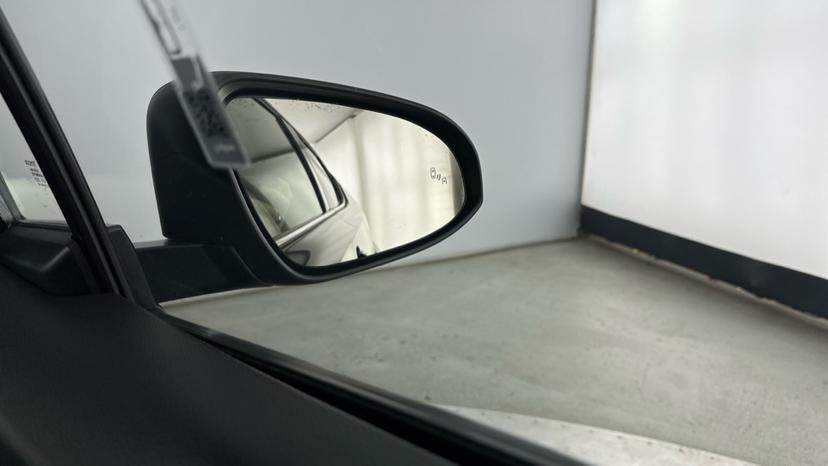 Blind spot monitoring system 