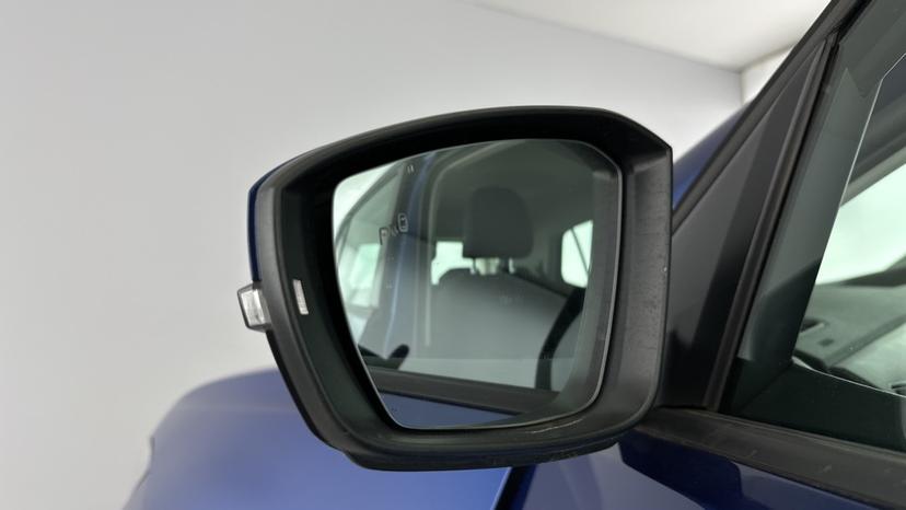 Blind spot monitoring system 