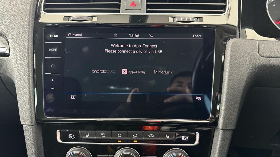 Apple Car Play