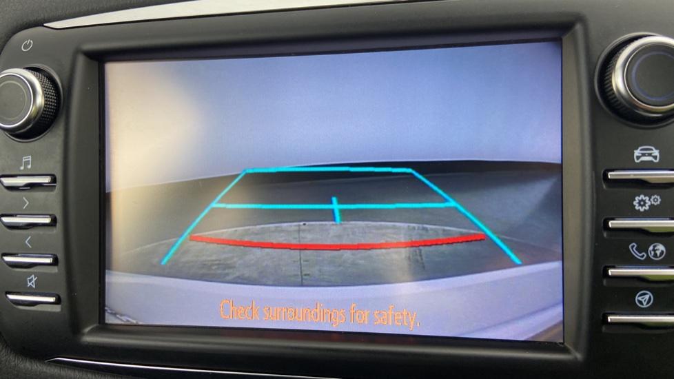 Rear view camera system 