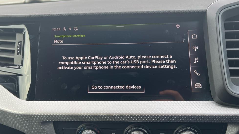 Apple Car Play