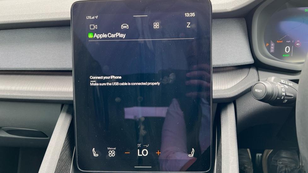 Apple CarPlay 