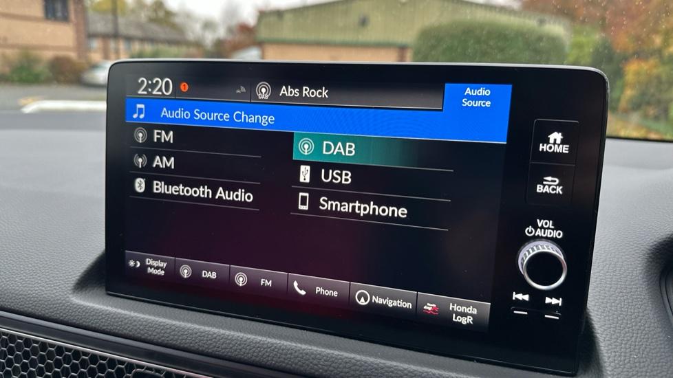 Apple Car Play & Android Auto