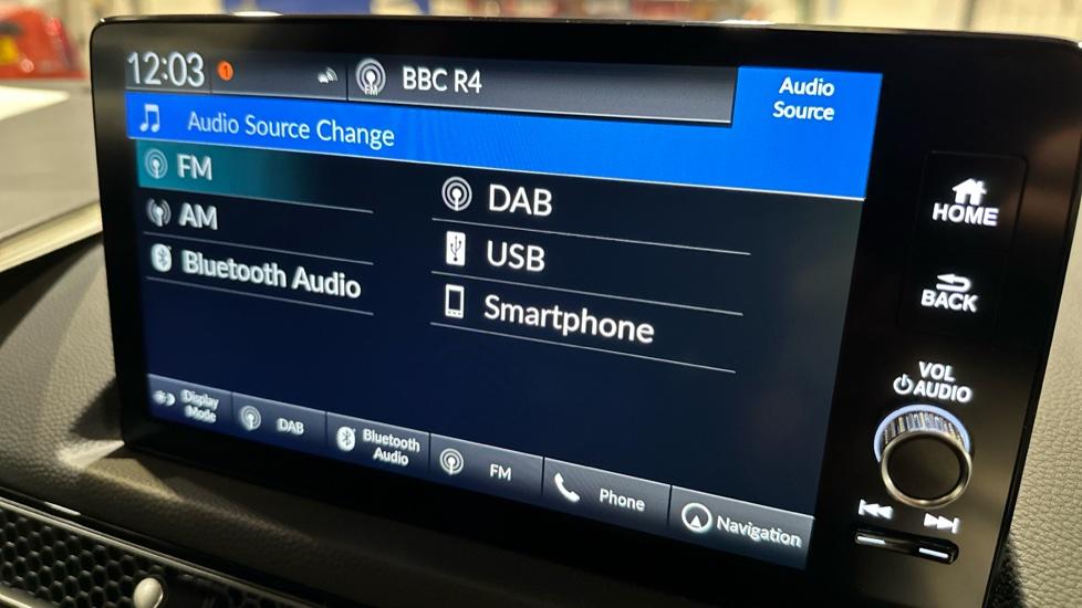 Apple Car Play & Android Auto