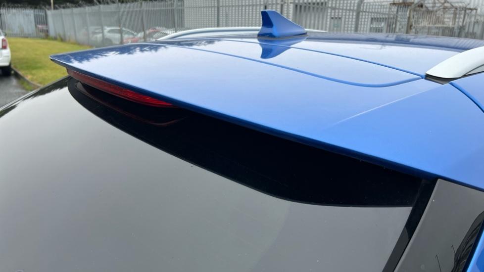 Roof spoiler 