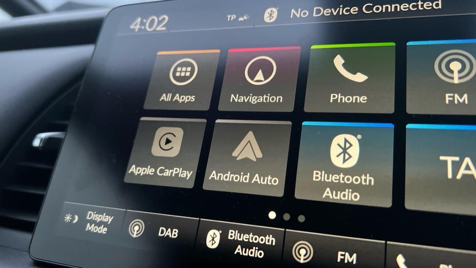 Apple Car Play & Android Auto