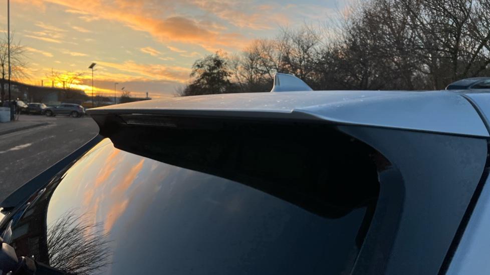 rear spoiler 