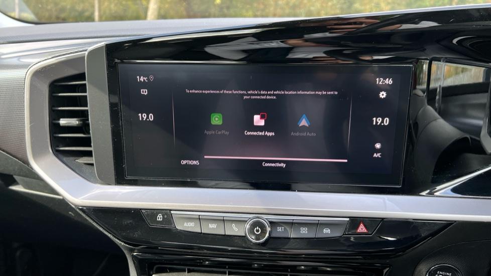 Apple Car Play & Android Auto