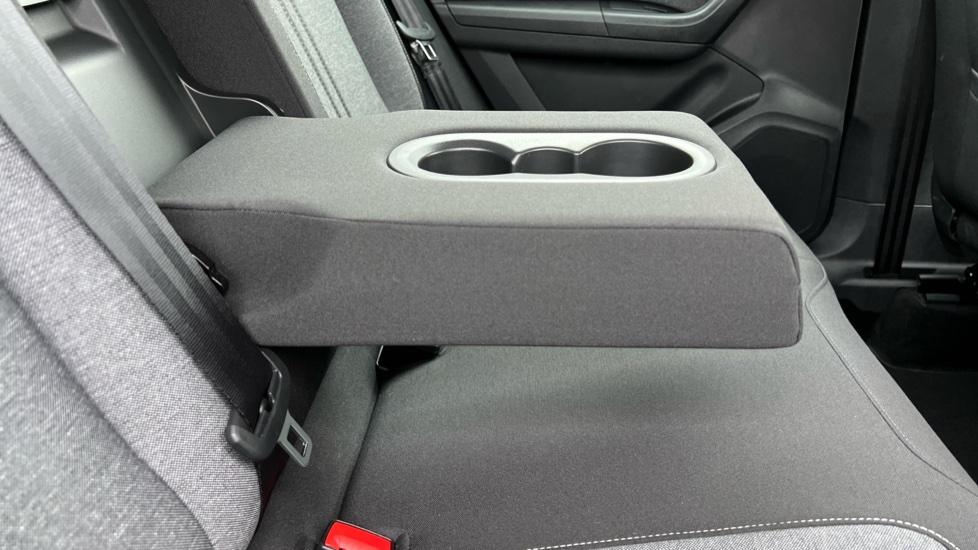 Rear Armrest/ Cup Holder