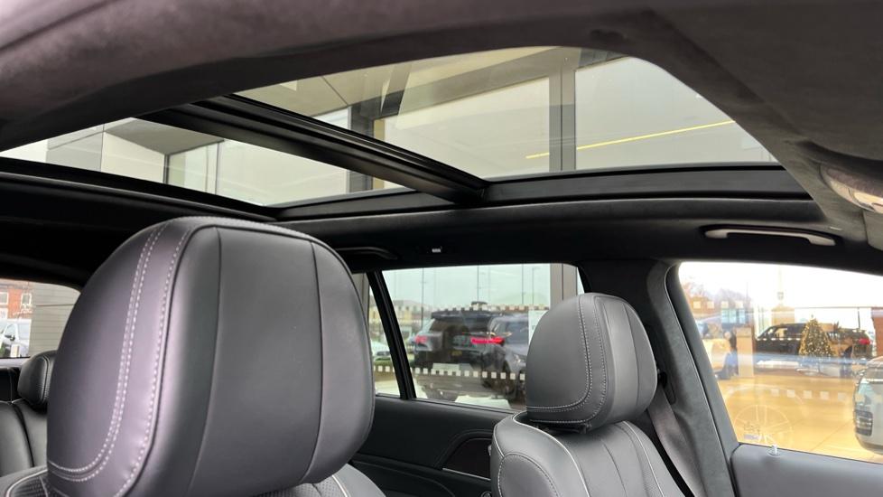 Panoramic Roof