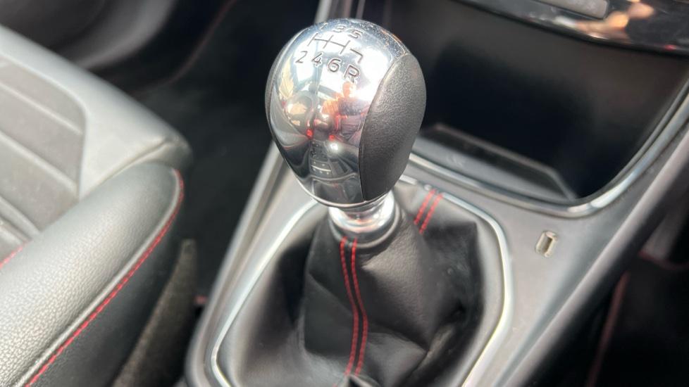 6 speed manual gearbox 