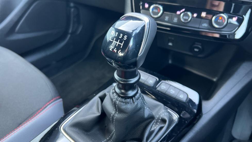 6 speed manual transmission 