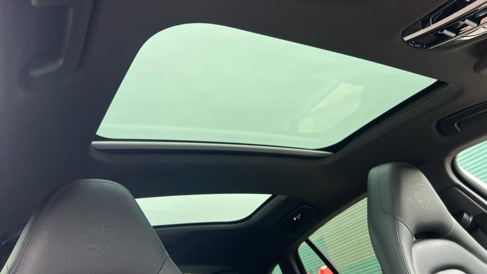 Panoramic Roof