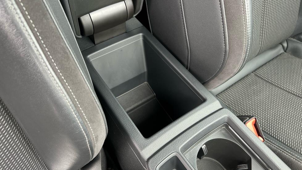 Storage compartment 