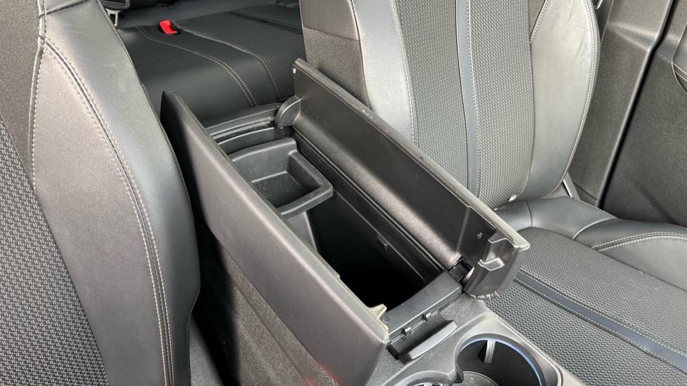 Storage compartment 